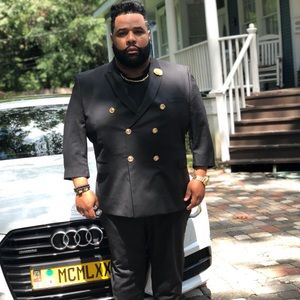 Meet your Posher, Chad